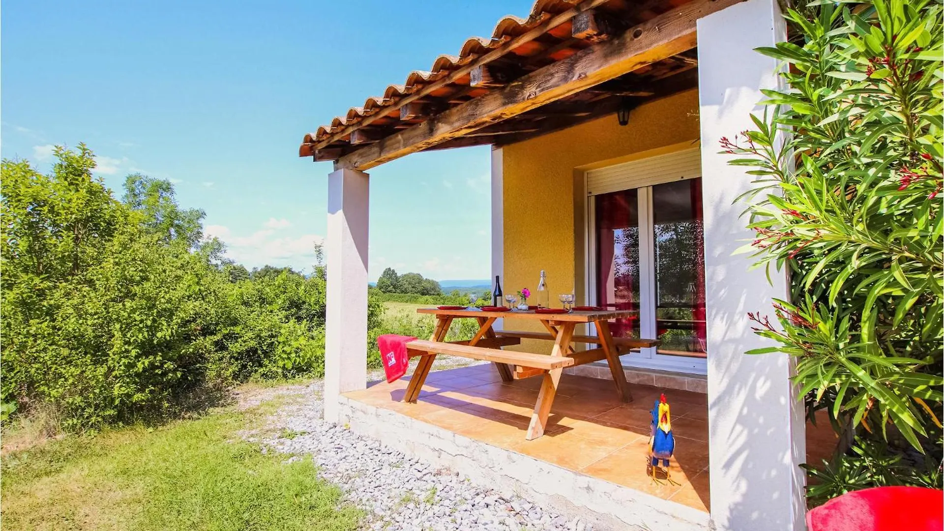 Amazing Home In Grospierres With Kitchenette 0*,